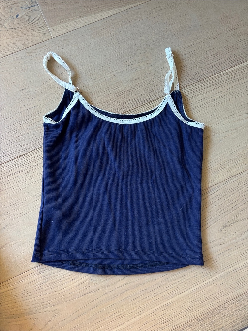 Edikted Women’s Navy Ribbed Cami size XS - Picture 2 of 3
